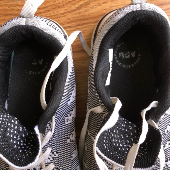 Ladies sneakers - Picture 5 of 6